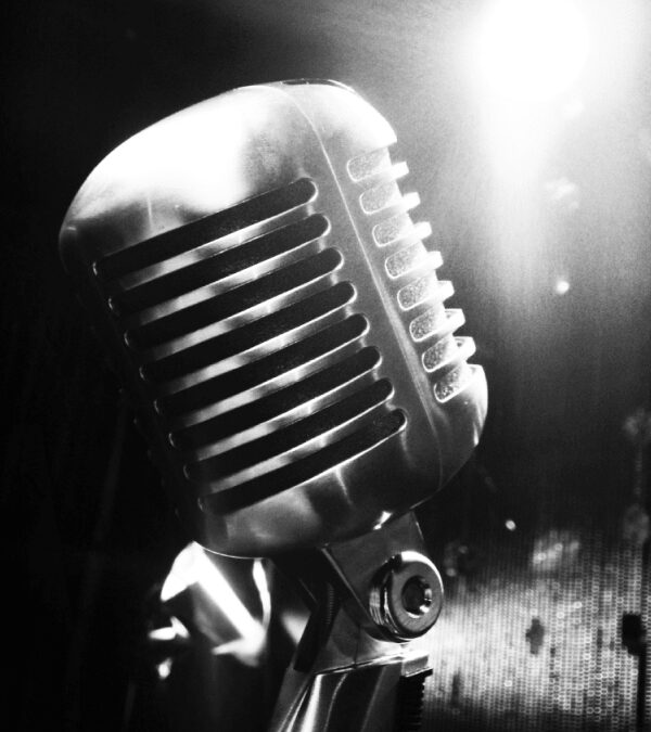 Should I Do Stand Up Comedy Open Mics?